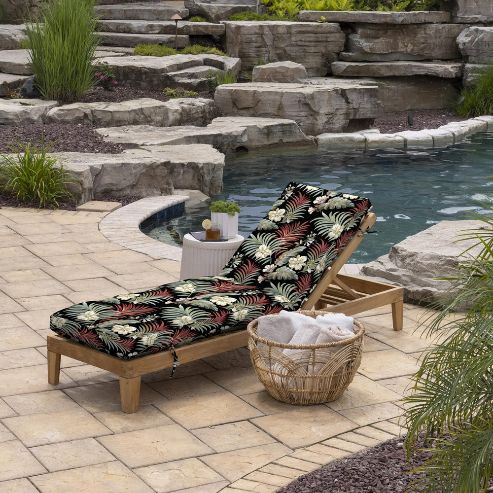 Arden Selections close-up tufting detail highlighting plush fill and tailored stitching for durability