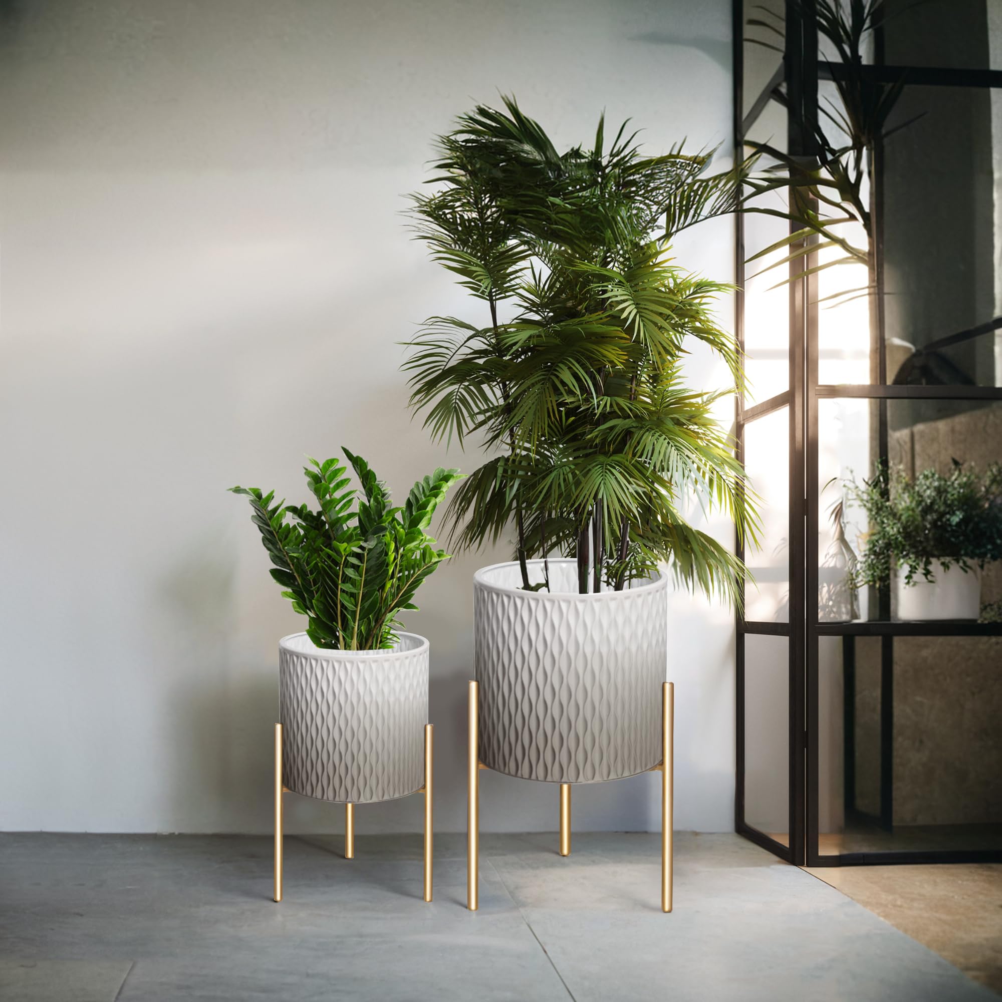 ARNIS set on patio showing weather-suitable design and outdoor styling benefit