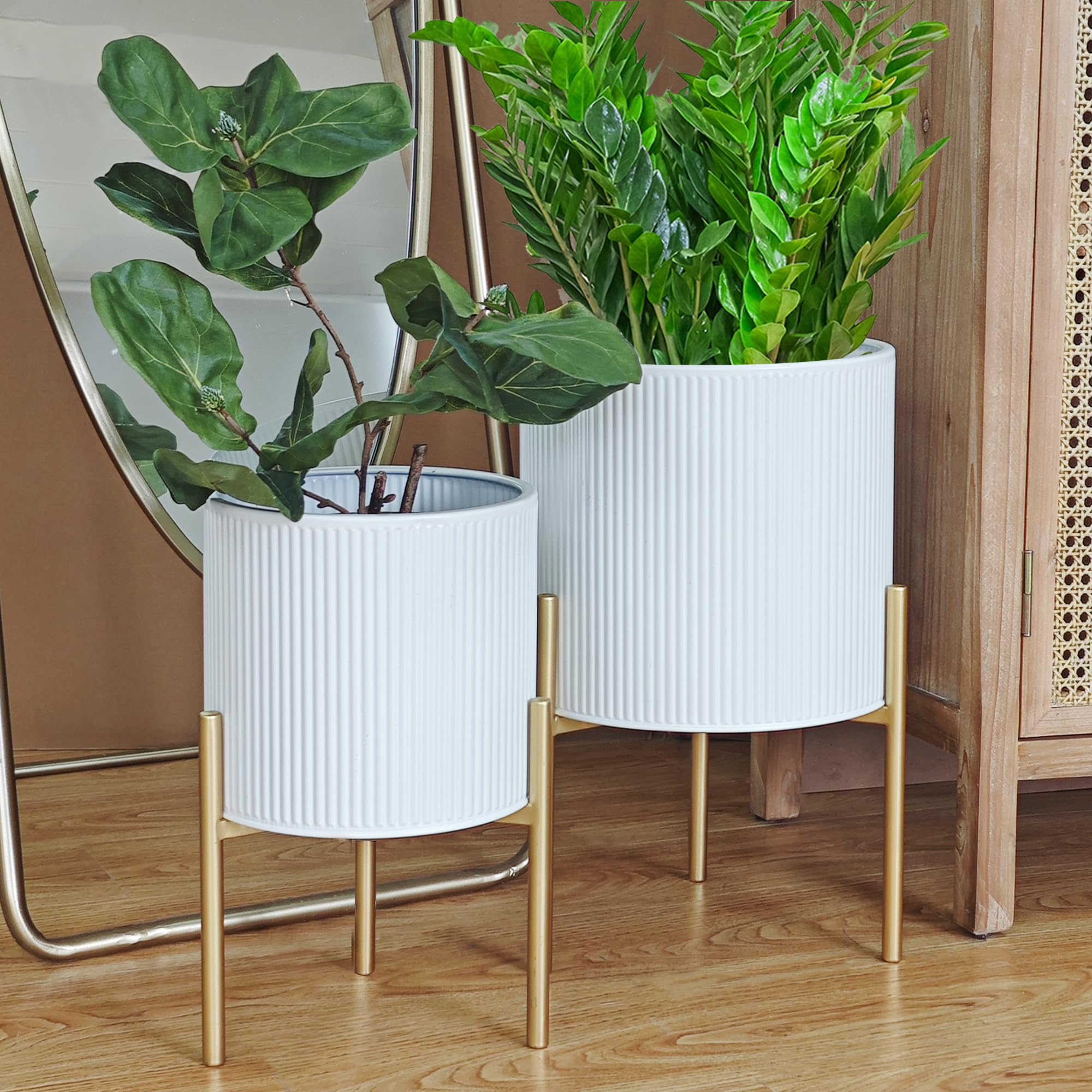 ARNIS small planter with peace lily showing compact decorative use