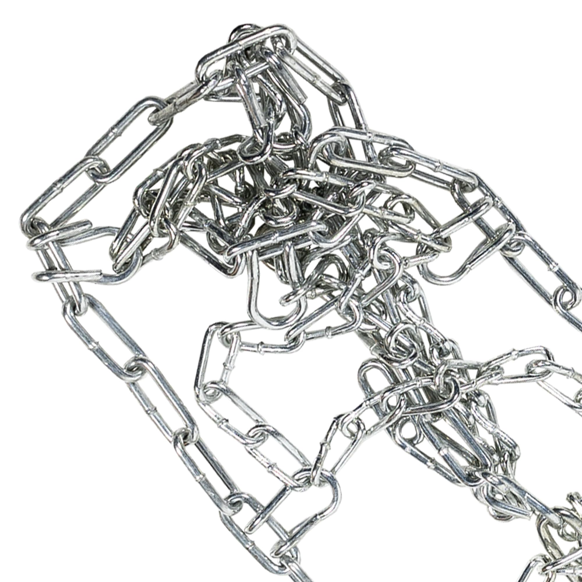 Arnold metal link texture view emphasizing wear resistance and winter reliability