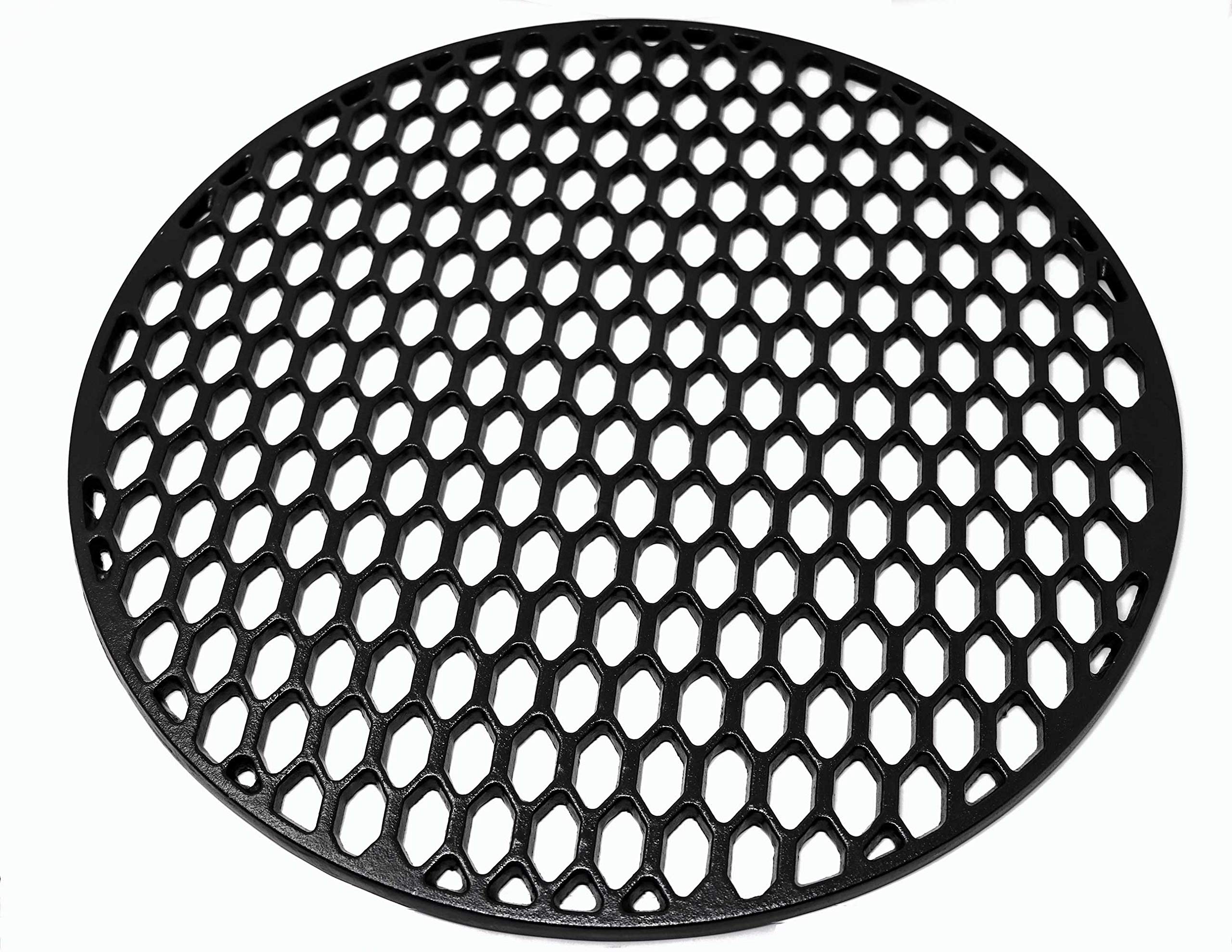 Aura Outdoor Products grate installed in a Weber kettle showing improved heat distribution benefit