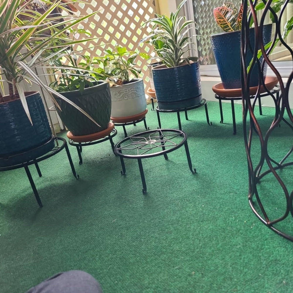 Autopromake metal stand used on balcony showing outdoor rustproof performance