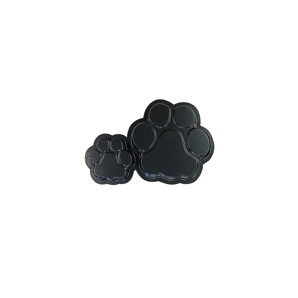 AUTUMN front view of both paw molds showing sizes and easy handling benefit