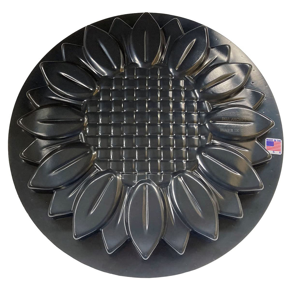 AUTUMN sunflower mold close-up of petal detail for crisp decorative finish