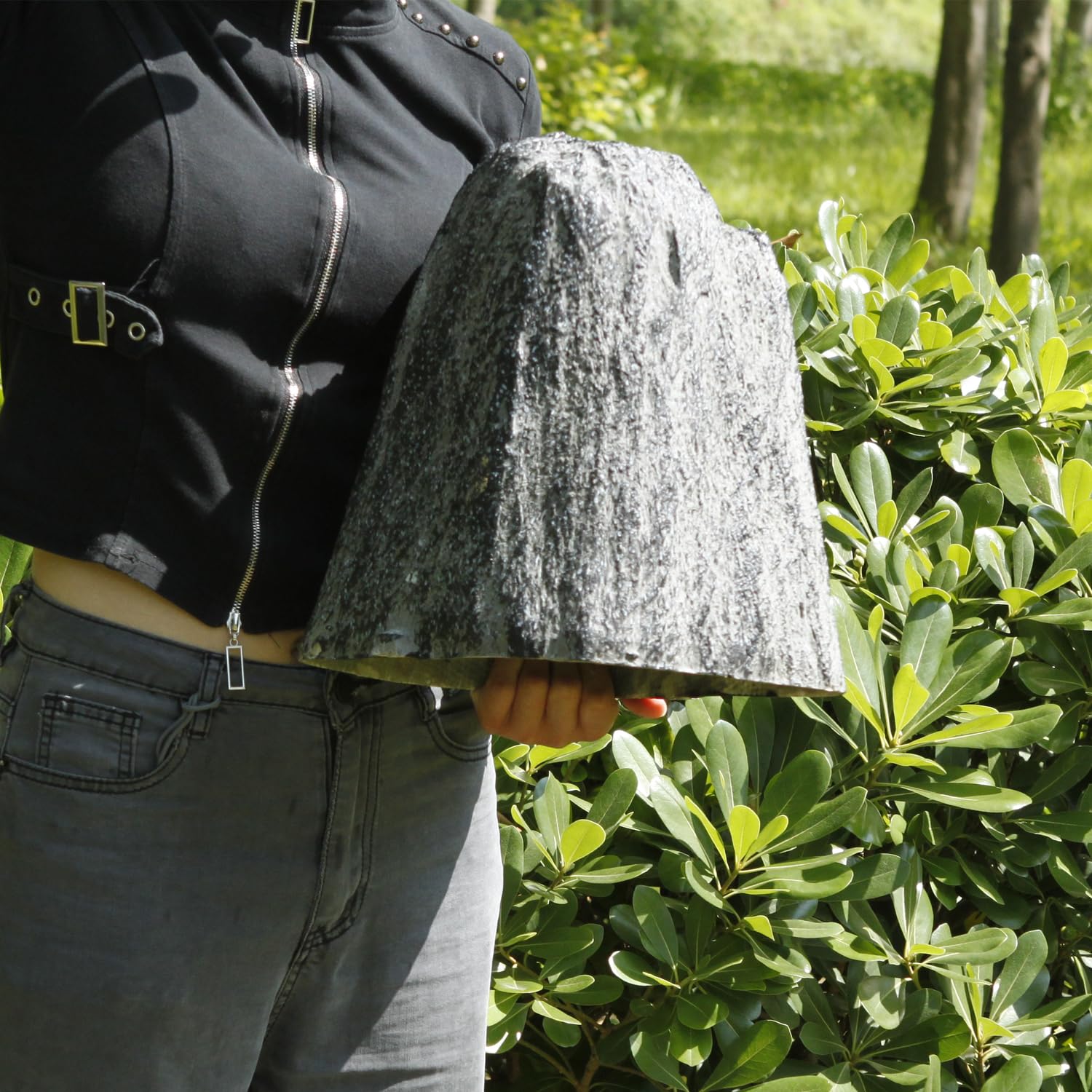 Aytupotin close-up surface grain highlights durable, weather-resistant finish