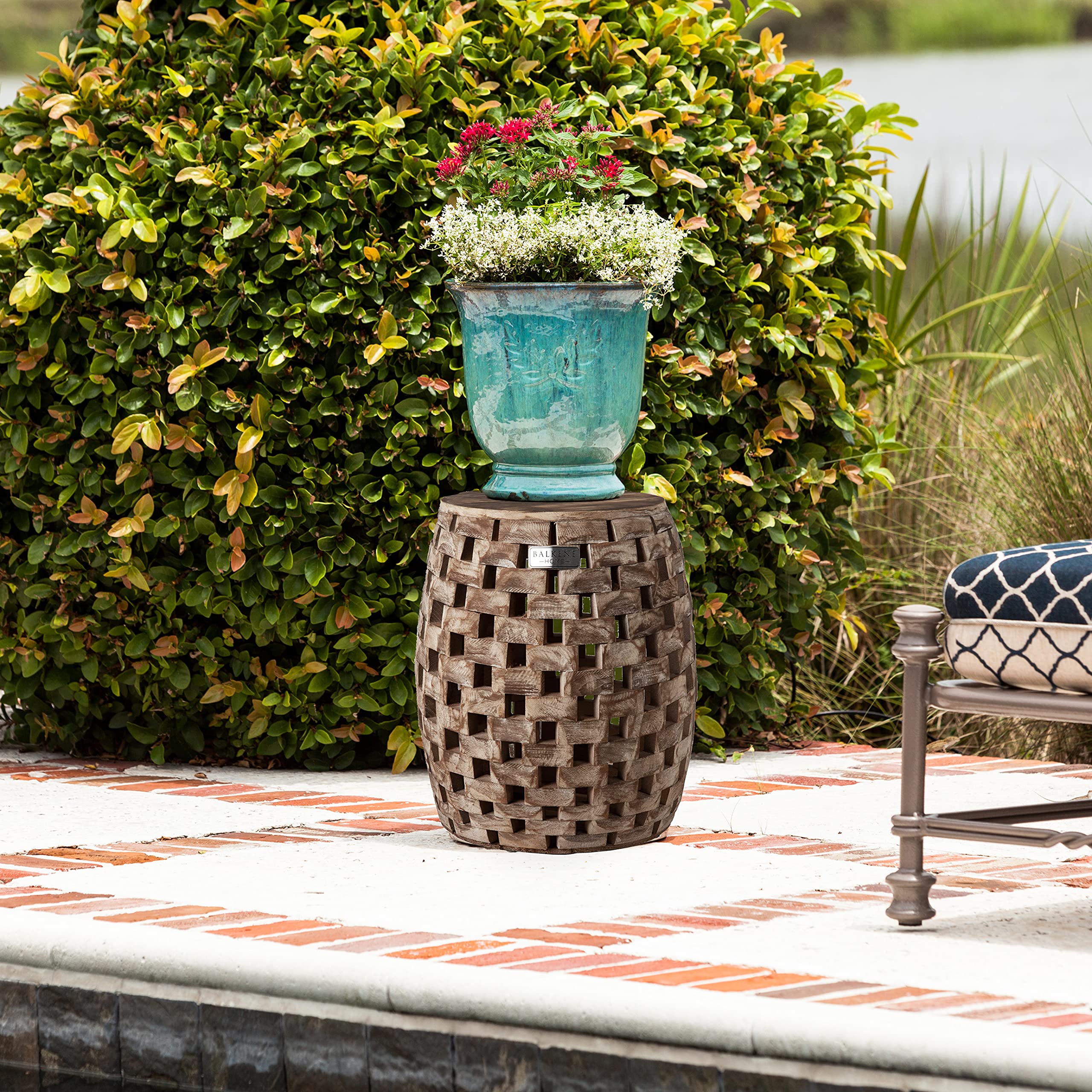 Balkene Home Maya oval holding a large planter to add garden height