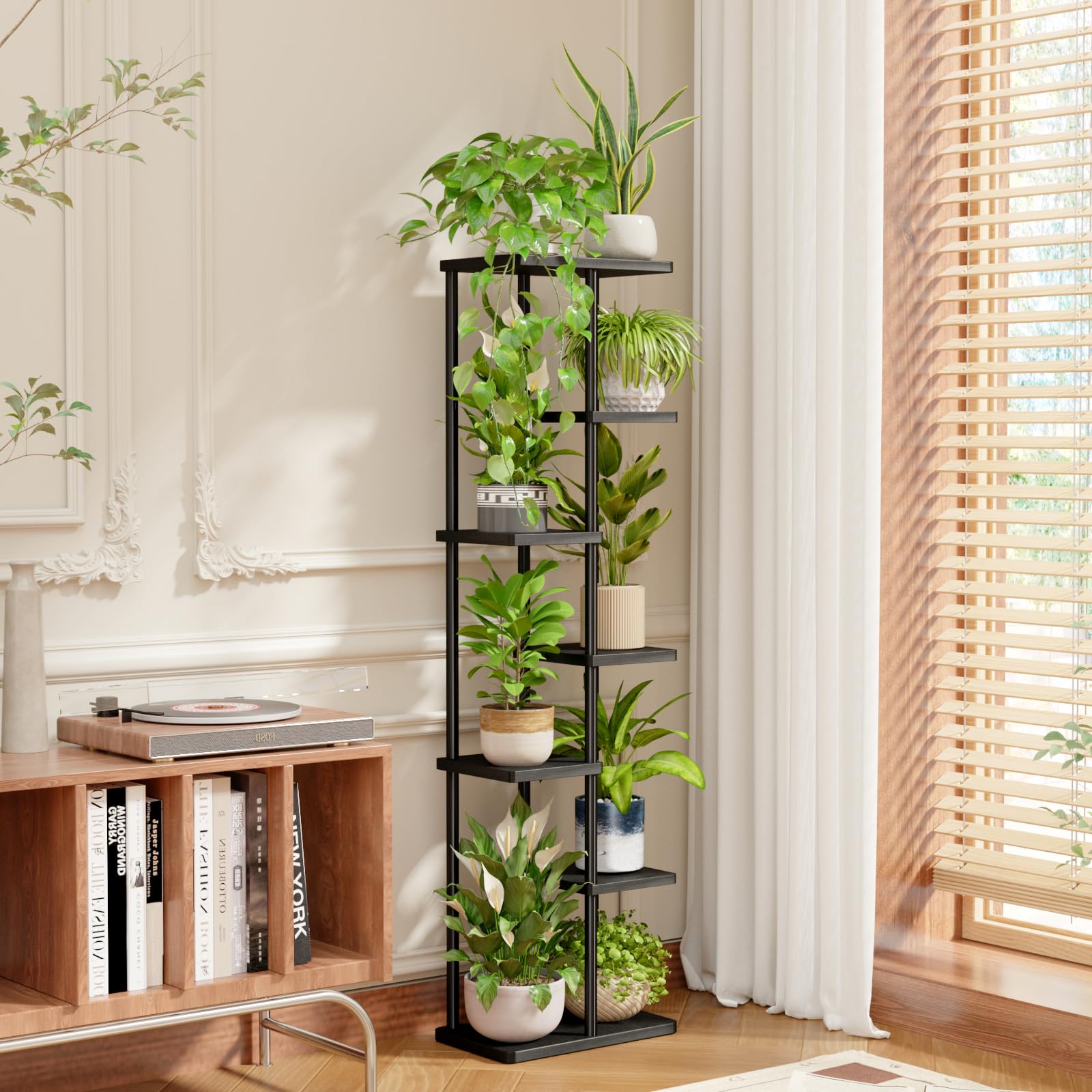 Bamworld top-down view with plants showing easy drainage and airflow benefit