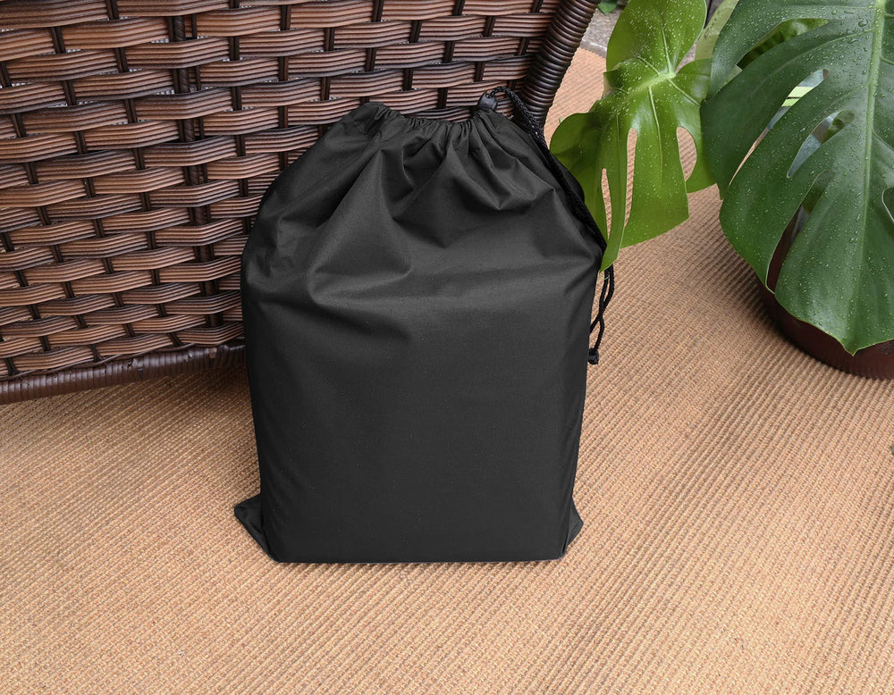 BANER GARDEN waterproof surface with water beading to repel rain