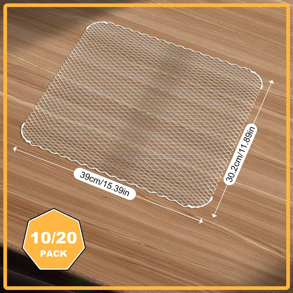 BaokiTook close-up of the mesh grid texture for even heat and smoke flow
