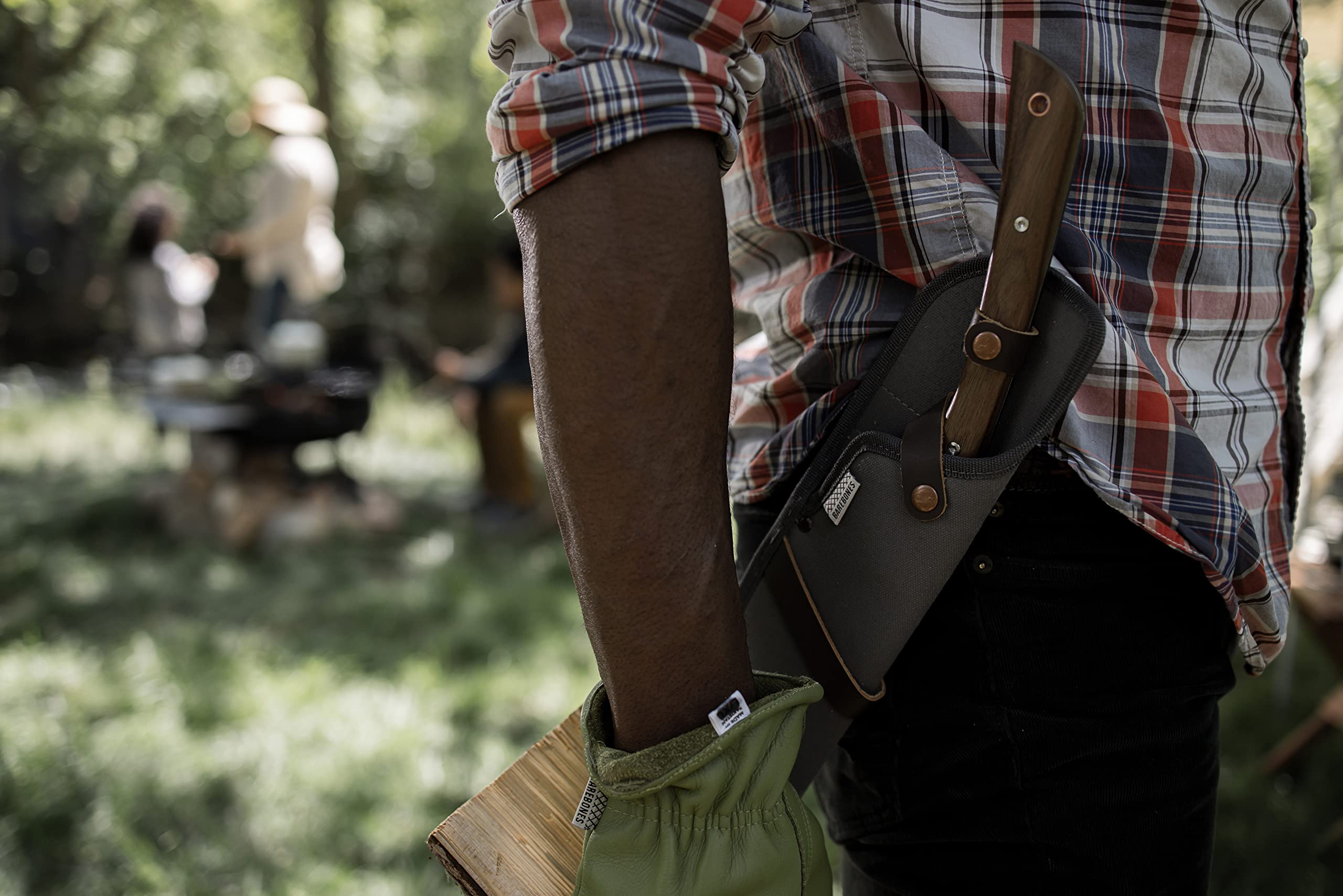 Barebones rugged 900D polyester sheath with leather strap and rivets for secure storage