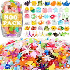 Barydat front packaging showing 800 mini resin figures and assortment for crafts