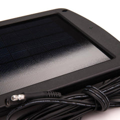 Battery Tender alligator clip and ring terminal cables displayed benefit: flexible connections