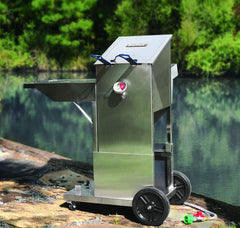Bayou Classic close-up of permanent side shelf and propane tank hook for organized prep