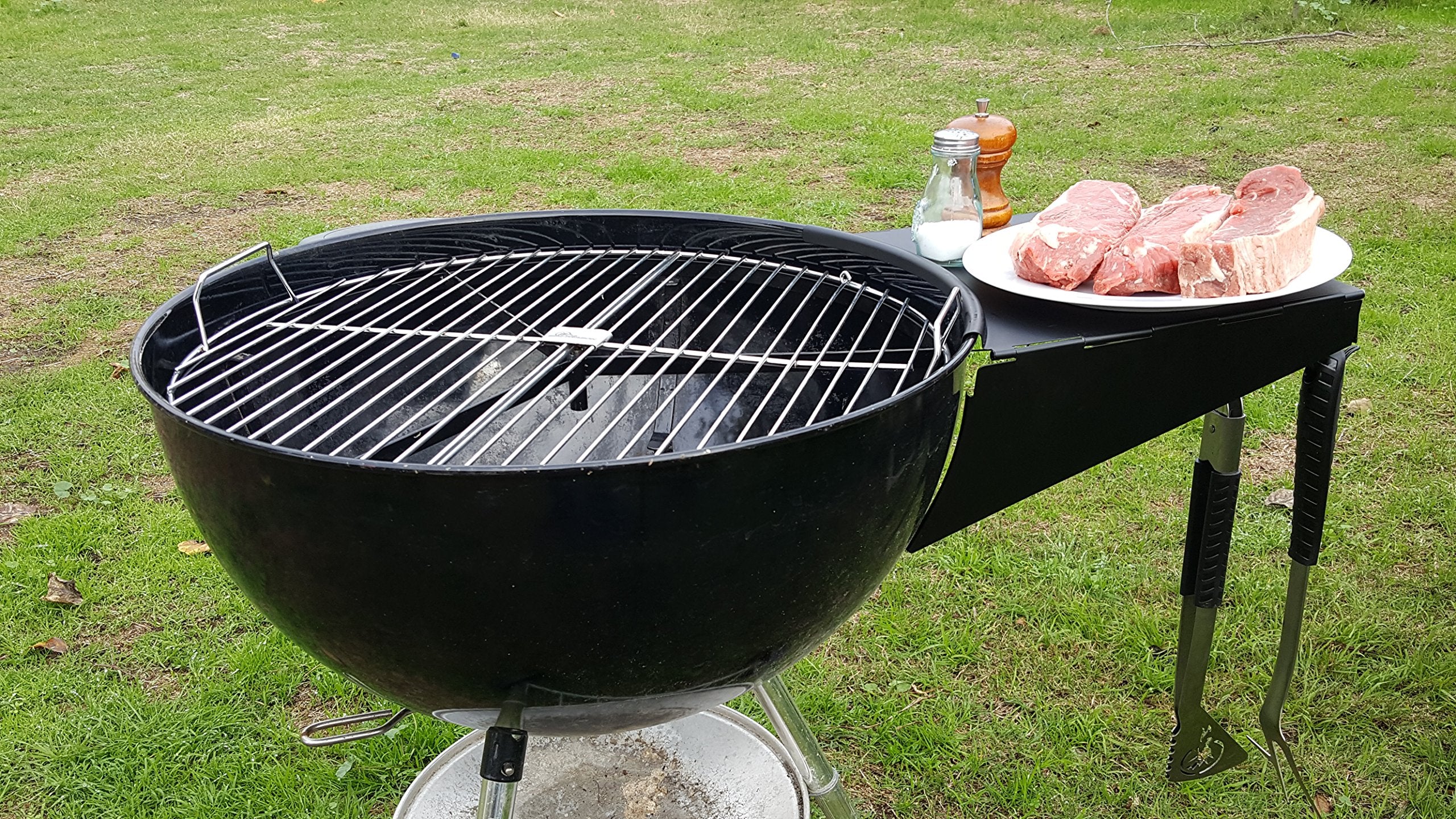 BBQ Dragon lifestyle tailgate setup illustrating portability and convenience