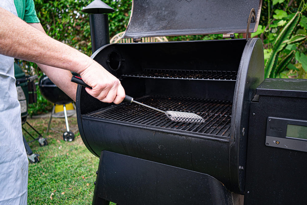 BBQ Dragon texture shot under light showing durable stainless-steel weave for long life