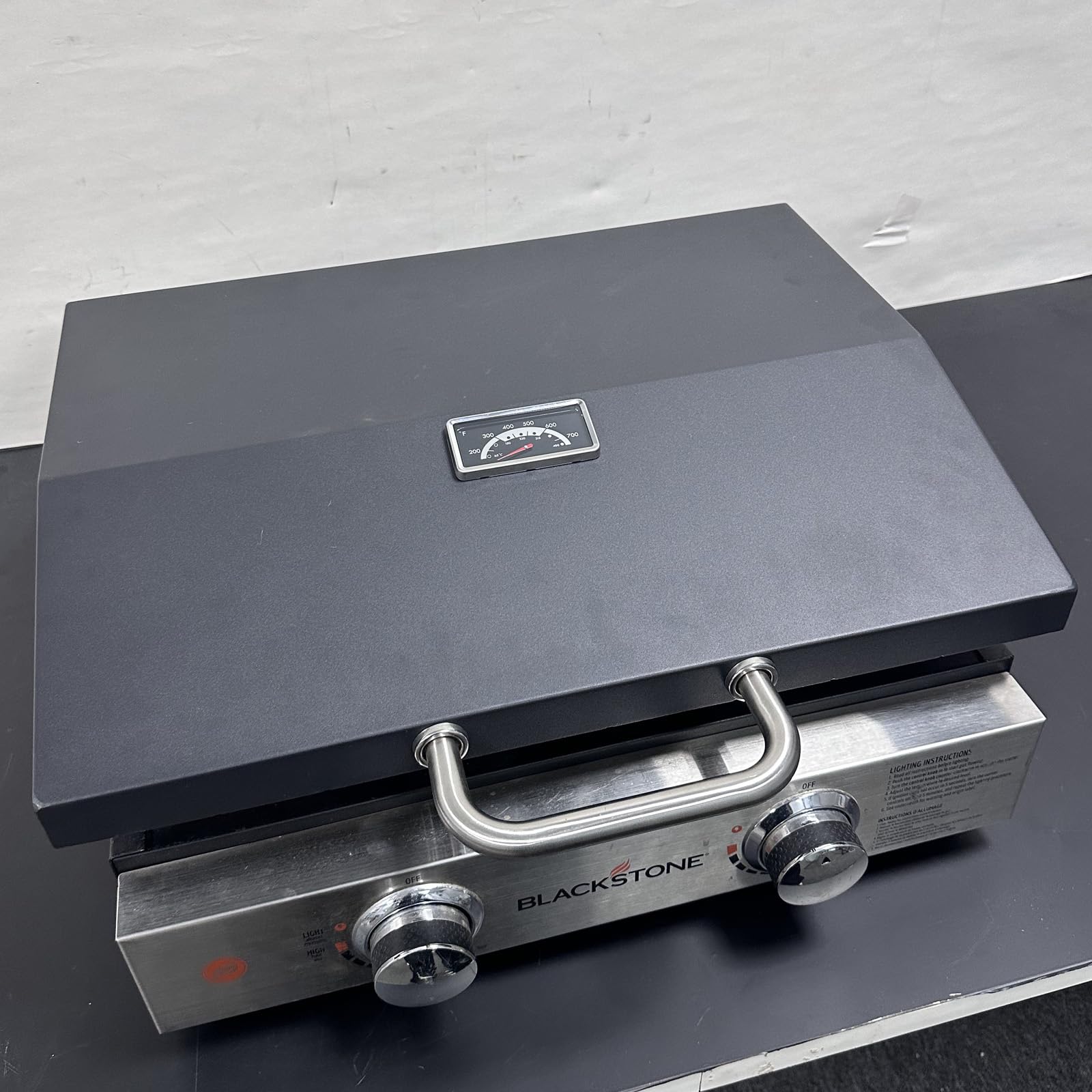 BBQ Future scale comparison showing lid size with common grilling tools
