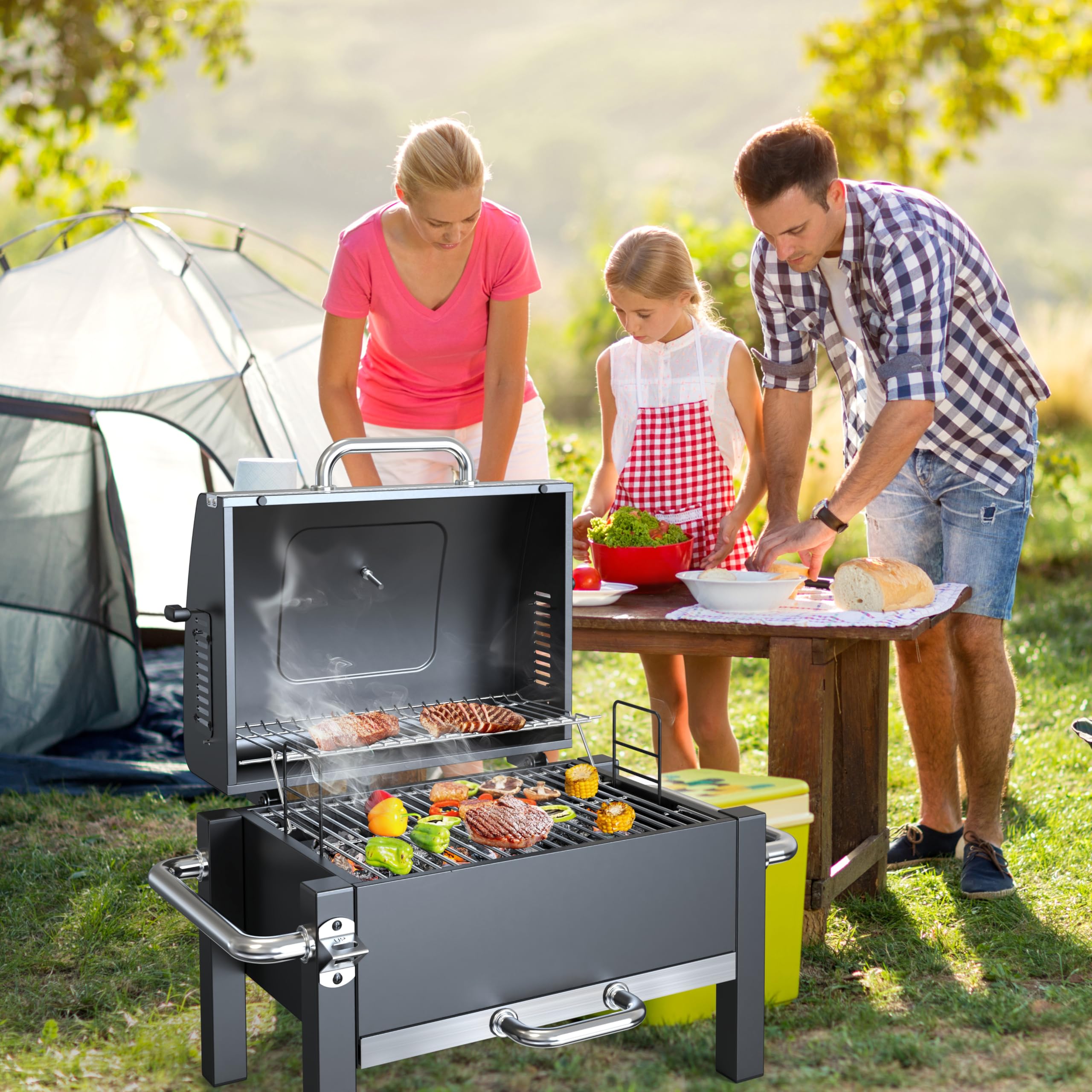 BBQCuker charcoal grate detail highlighting adjustable grates for precise heat zones