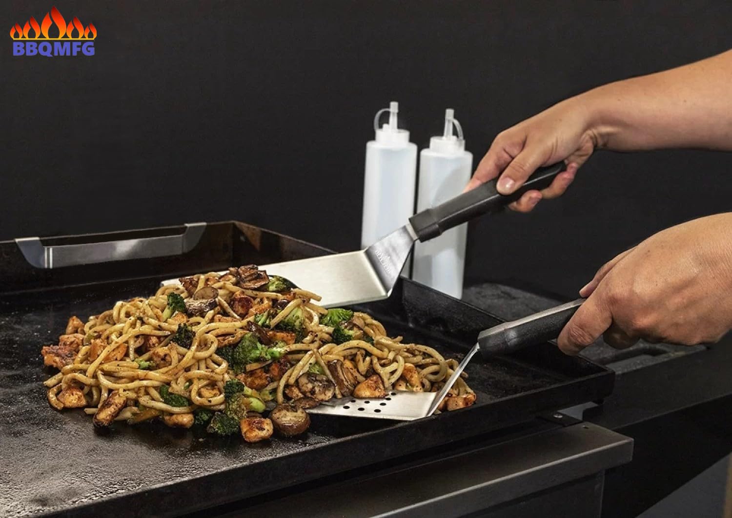 BBQMFG scooper detail showing large scoop for quick portion transfers