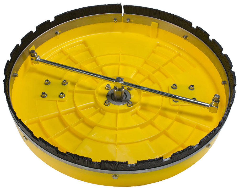 BE Power Equipment detail of heavy-duty polypropylene shroud reducing overspray and splashback