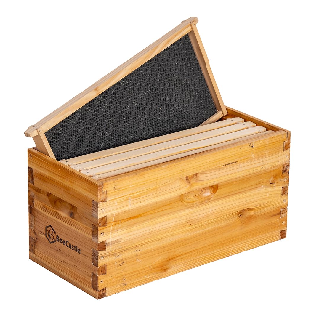 BeeCastle dovetail joint and pre-drilled holes detail for fast sturdy assembly