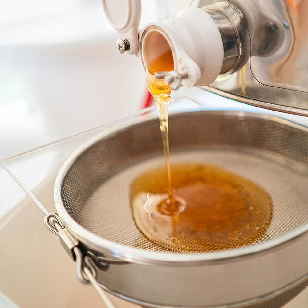 BEEKNOWS strainer in a kitchen setting demonstrating versatile everyday use