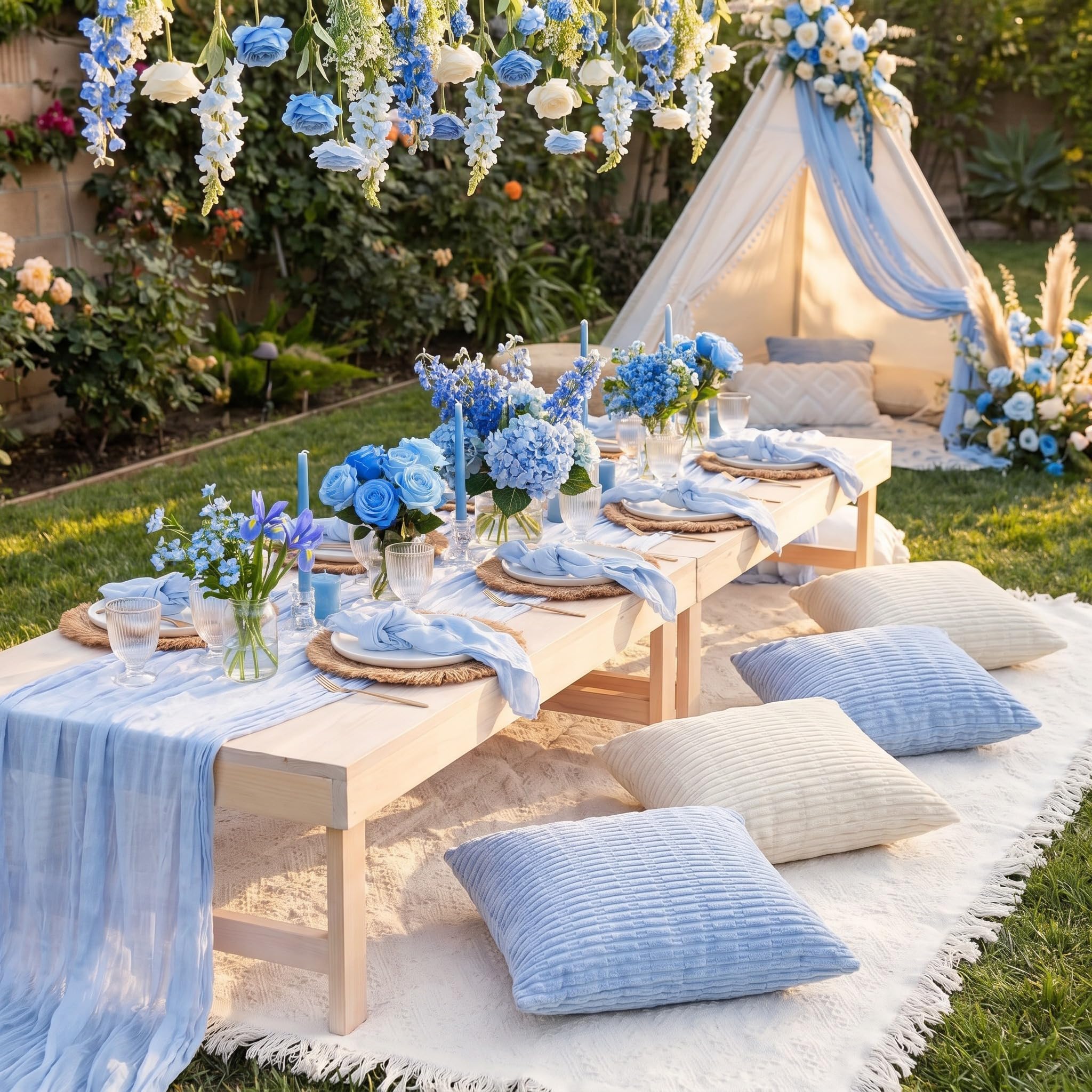 Beeveer extra-large blanket laid flat, roomy surface for groups outdoors