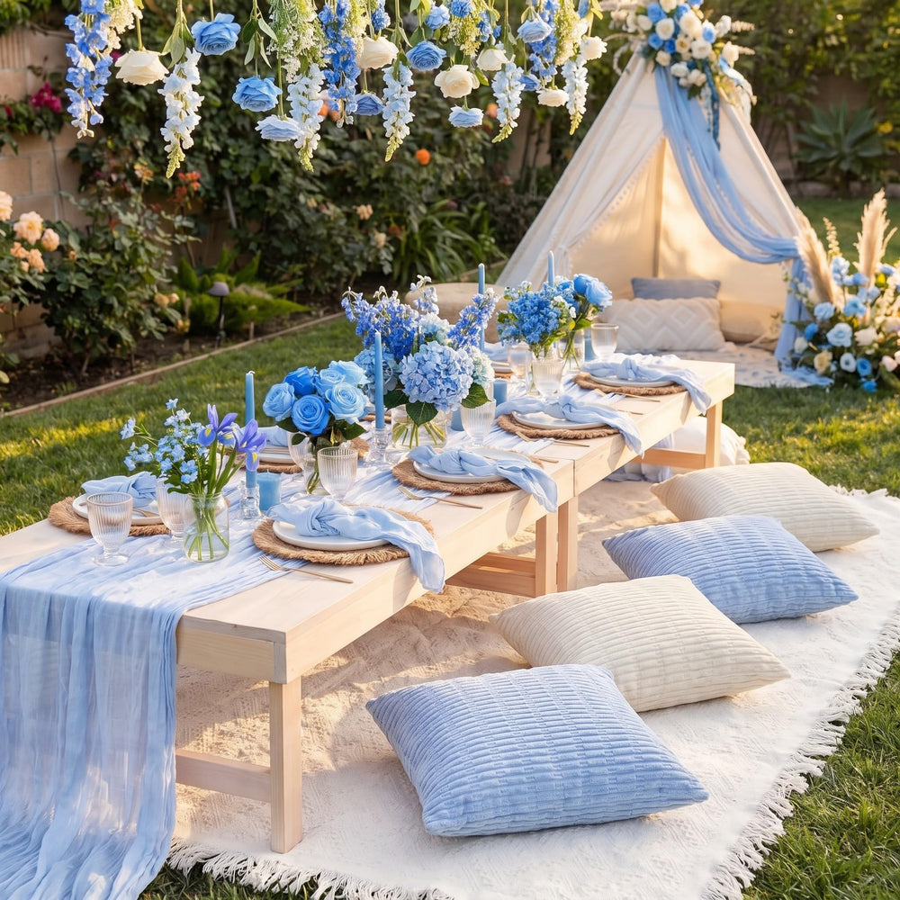 Beeveer extra-large blanket laid flat, roomy surface for groups outdoors