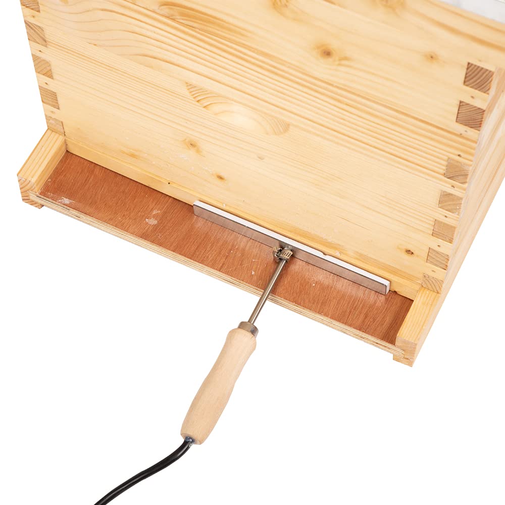 BEEXTM wooden handle detail demonstrating ergonomic grip for safe handling