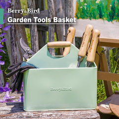 Berry&Bird wooden handle close-up for comfortable carrying and balanced grip