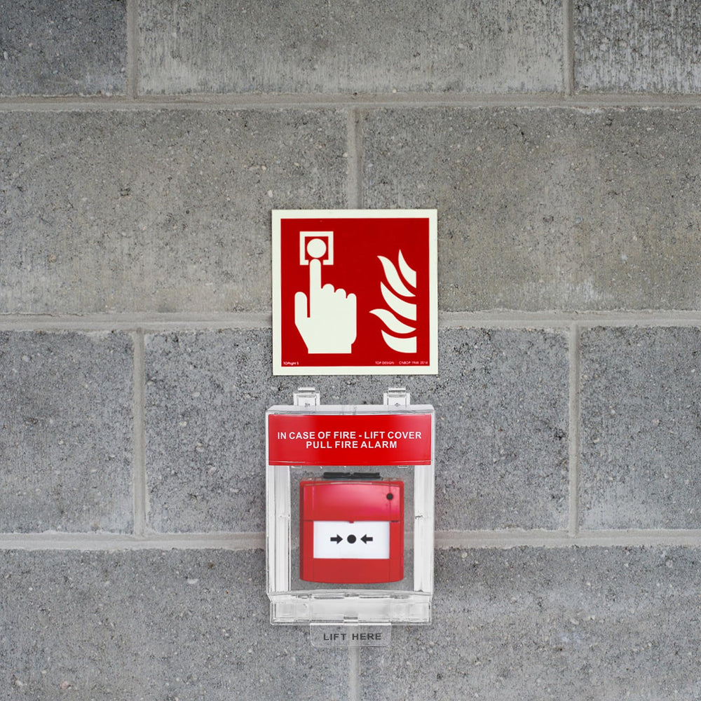 BESPORTBLE next to a hand to show size and easy access in emergencies