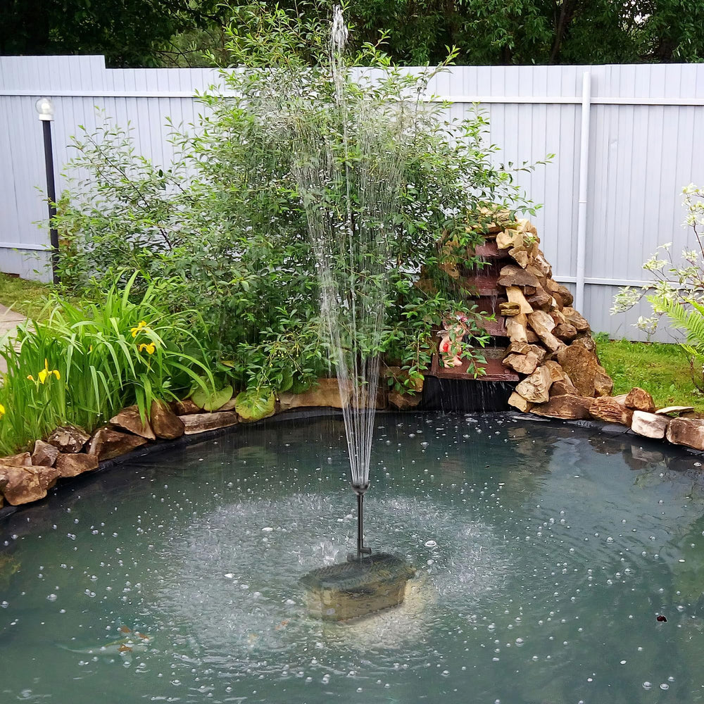 Biling installed in garden pond showing enhanced circulation and aeration