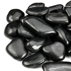 BIOMAND front of bag showing 18lb black river rocks and packaging benefit
