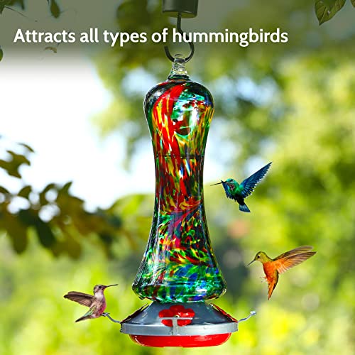 Birdkiss next to standard water bottle to show 20 fl oz scale