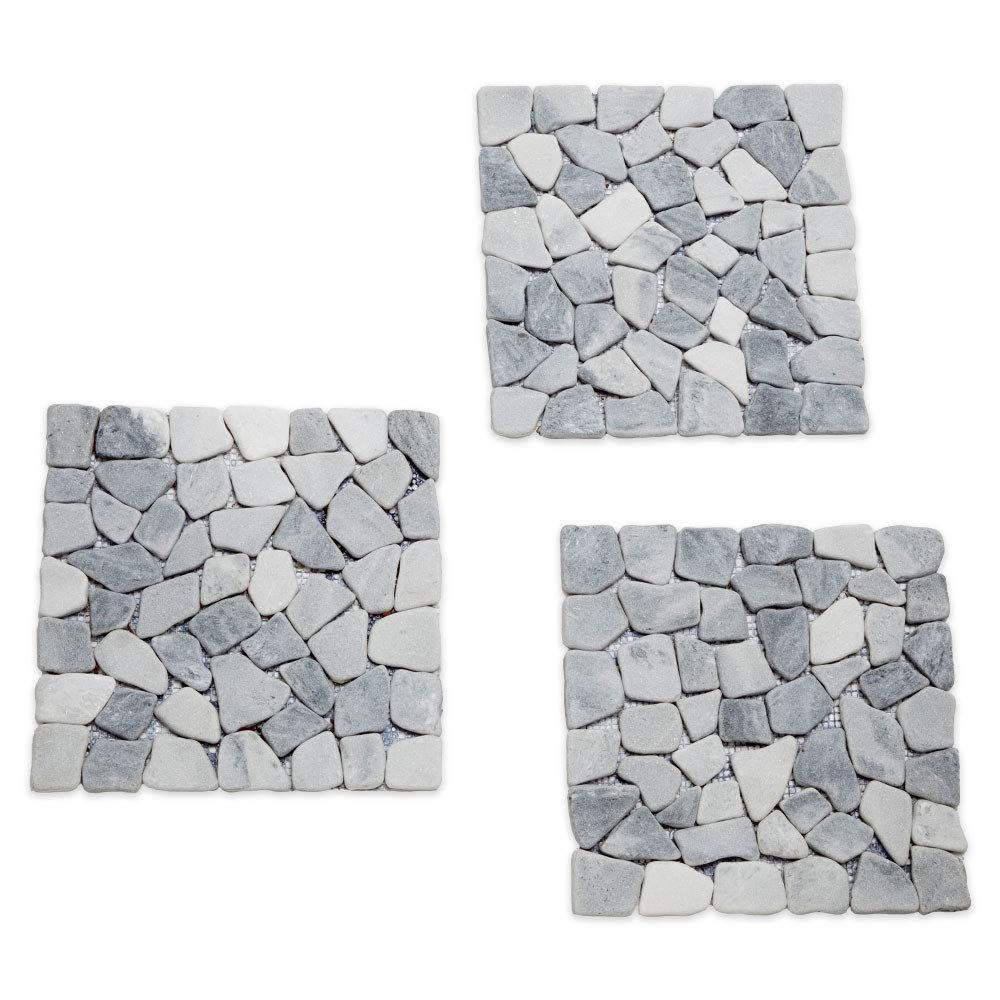Bits and Pieces lifestyle shot of stones creating a landscaped backyard path