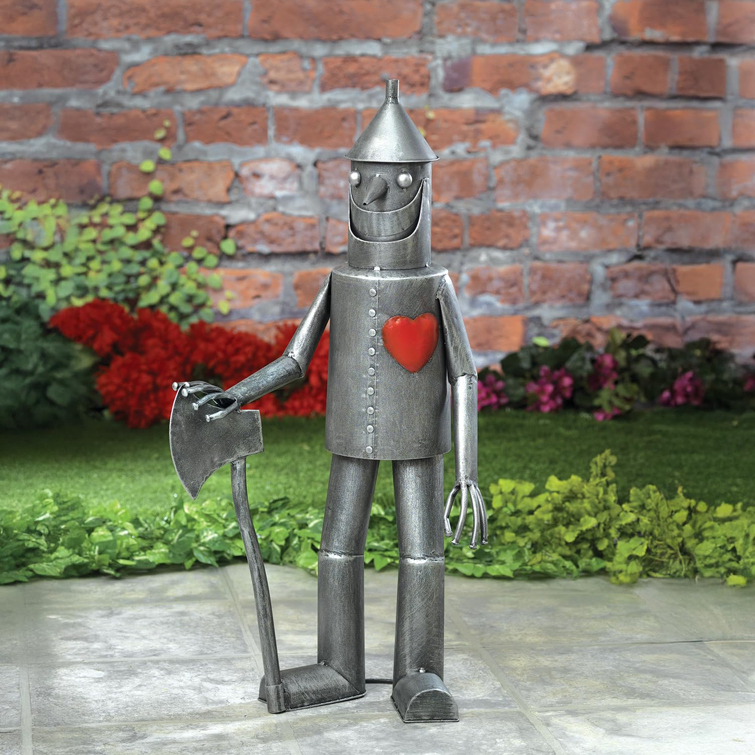 Bits and Pieces close-up of Tin Man face with friendly expression