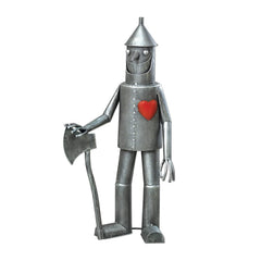 Bits and Pieces front view of Tin Woodsman showing welcoming presence