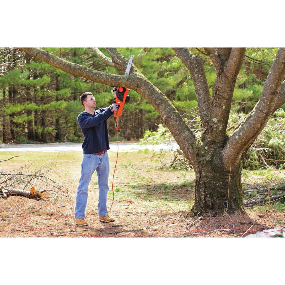 BLACK+DECKER oil level window and auto-oiler for continuous lubrication benefit