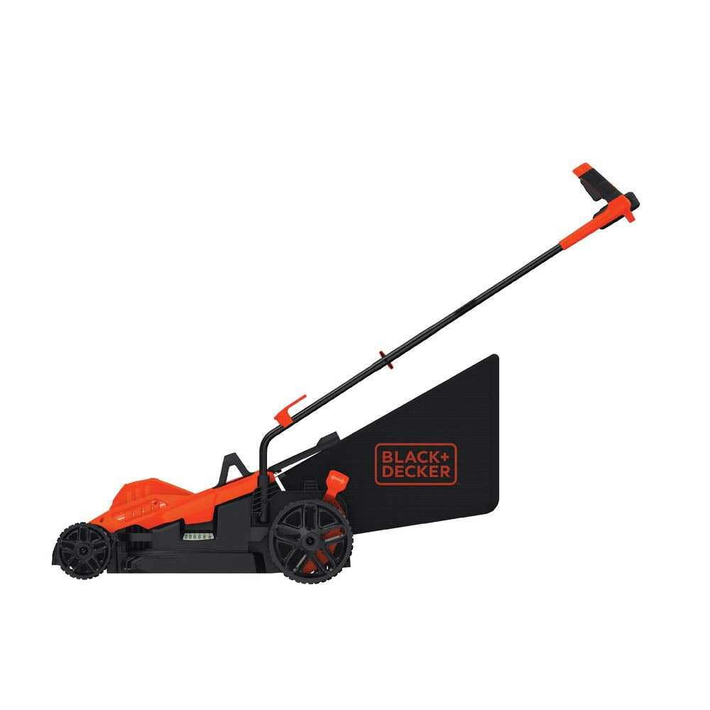BLACK+DECKER rear collection bag attached for cleaner mowing and easy disposal
