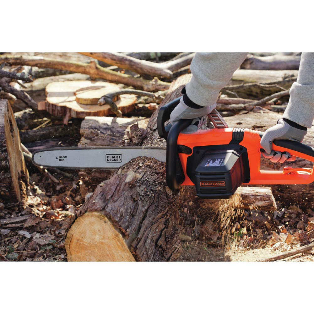 BLACK+DECKER guide bar with scabbard next to ruler showing size and storage safety