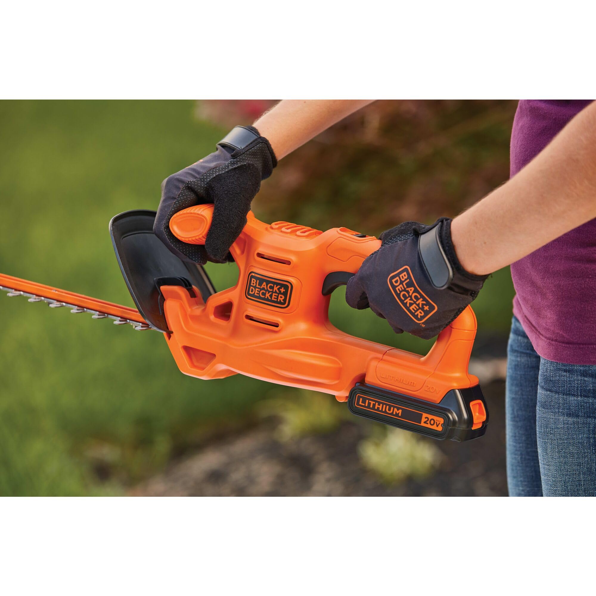 BLACK+DECKER label and controls detail showing push-button start benefit