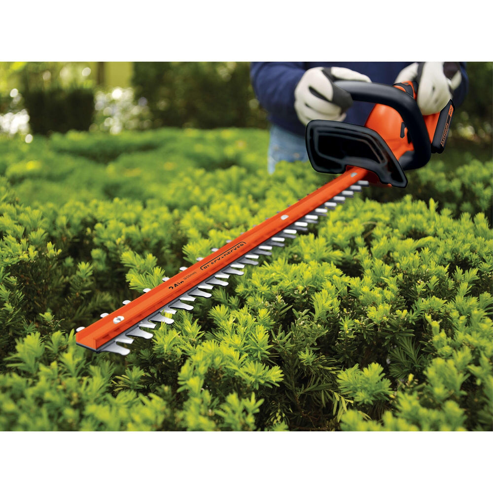 BLACK+DECKER side profile revealing blade length and POWERDRIVE transmission for thicker stems