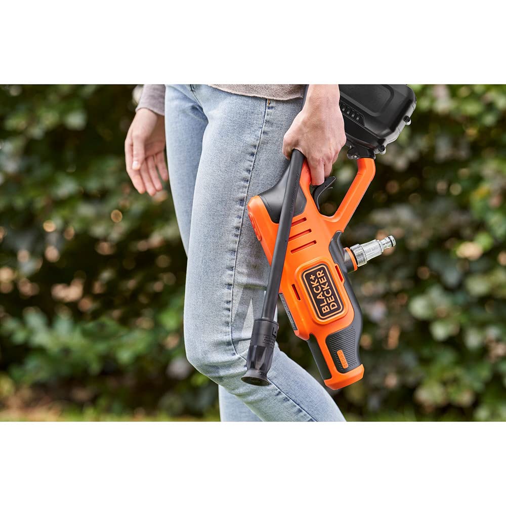 BLACK+DECKER held in hands to show lightweight under 5lbs benefit