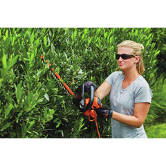 BLACK+DECKER hardened dual-action blade close-up for smoother cuts