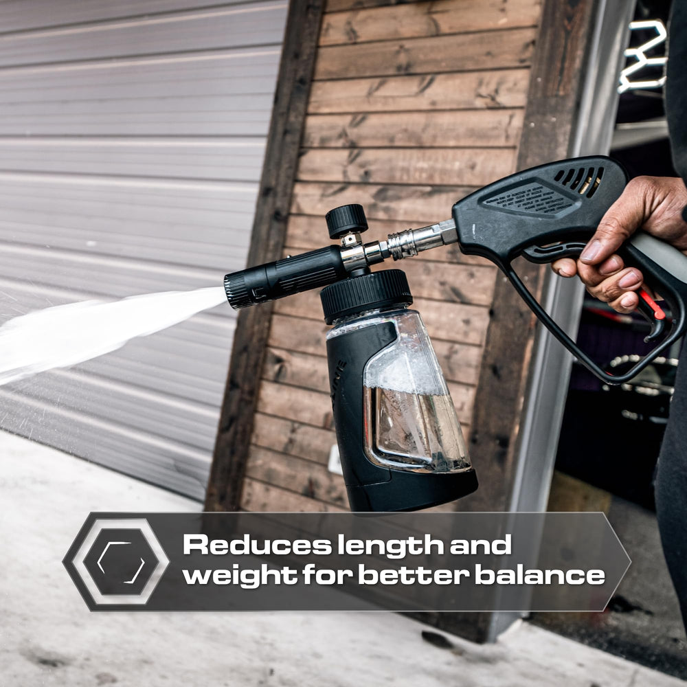 Blackline gun cleaning a wheel well for precise grime removal