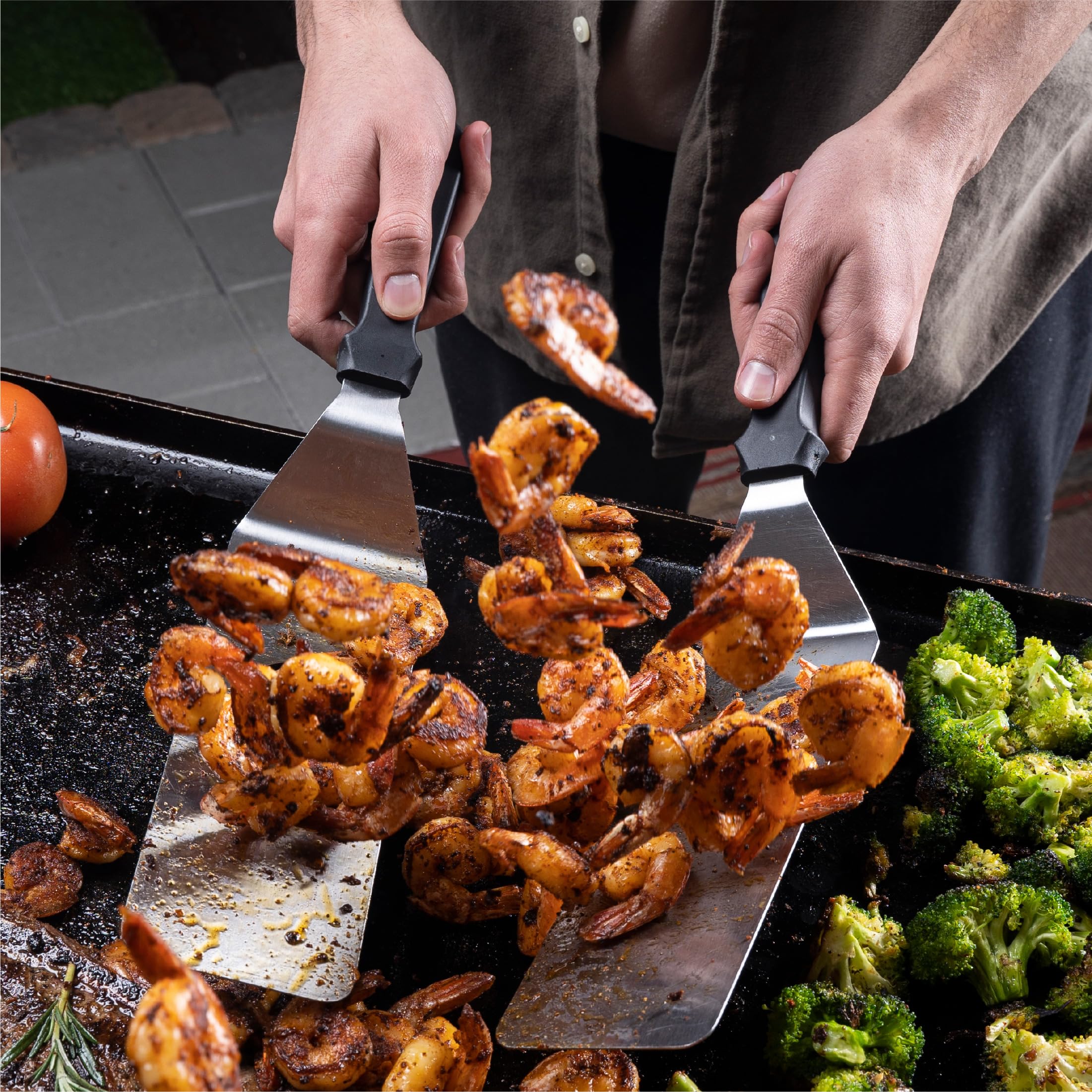 Blackstone extra-long handle spatula detail for safe heat control