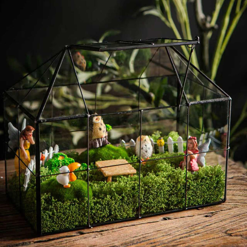 BLBYHO garden display lifestyle shot showing outdoor charm and decorative benefit