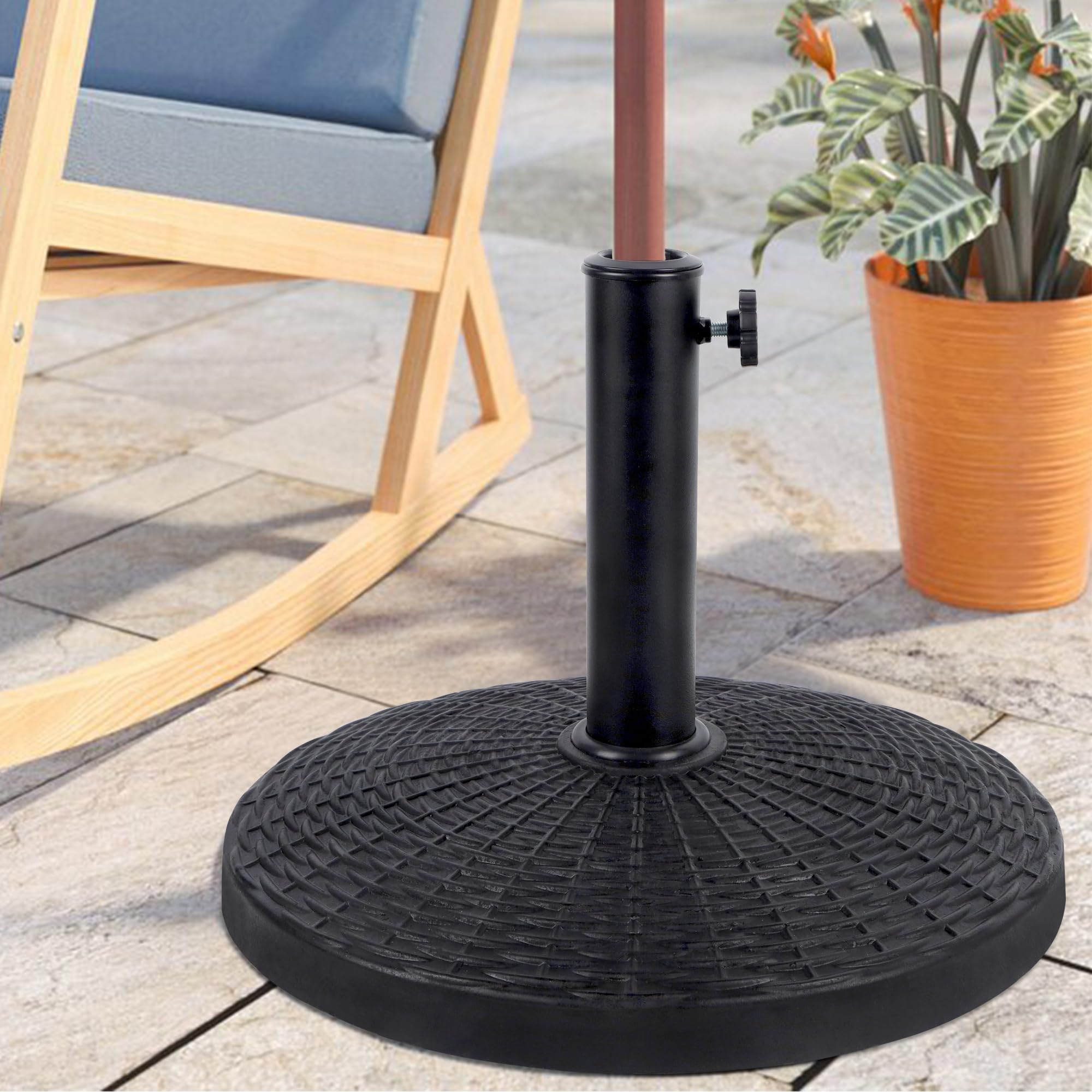 Blissun resin texture and black finish highlighting weather-resistant surface