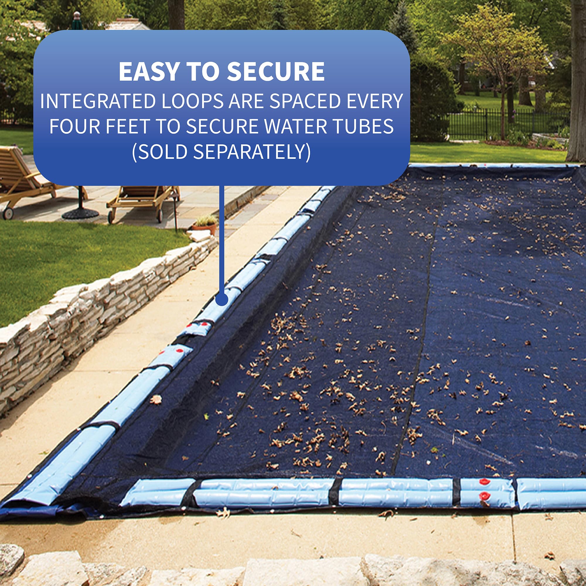 Blue Wave two people unfolding the net quickly for fast, tool-free installation benefit