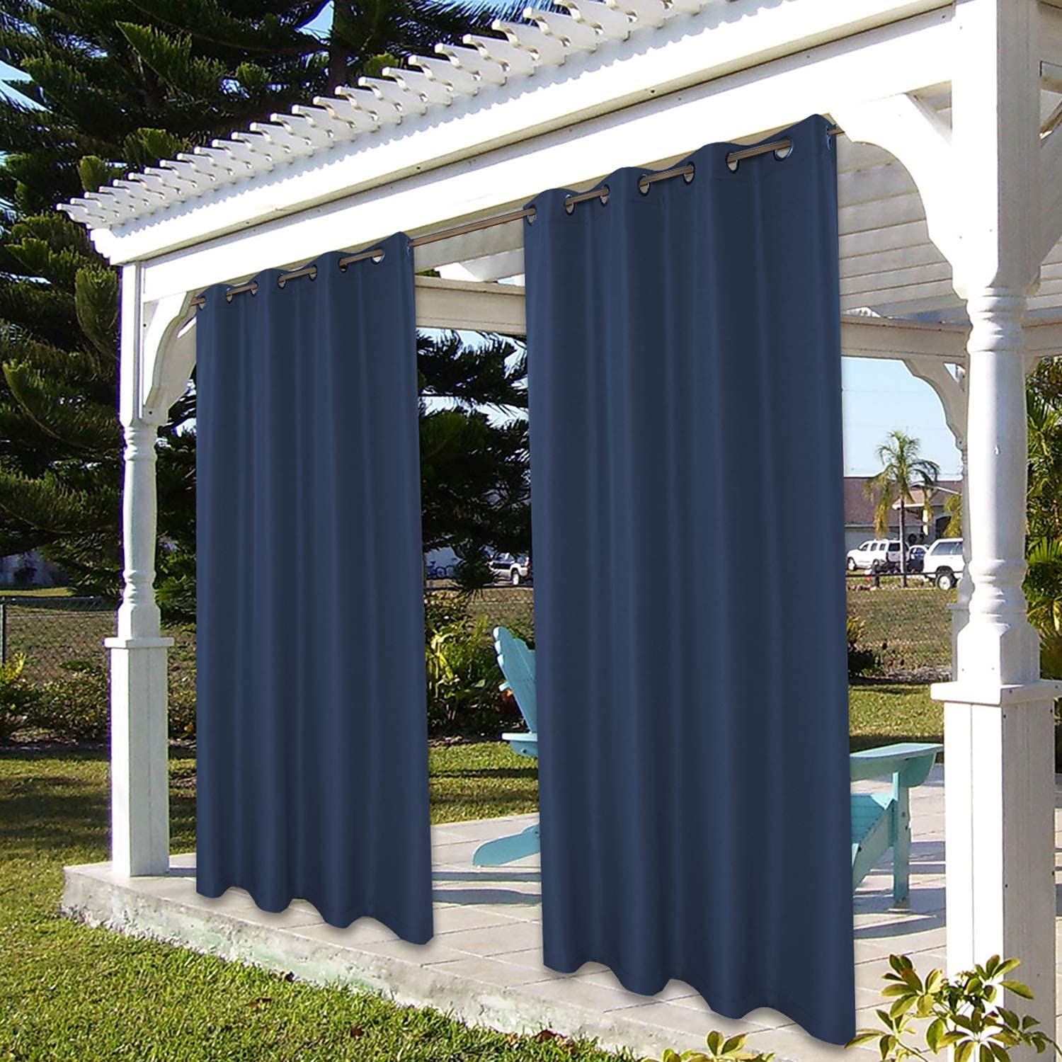 BONZER fabric repelling raindrops to illustrate water-shedding performance and protection