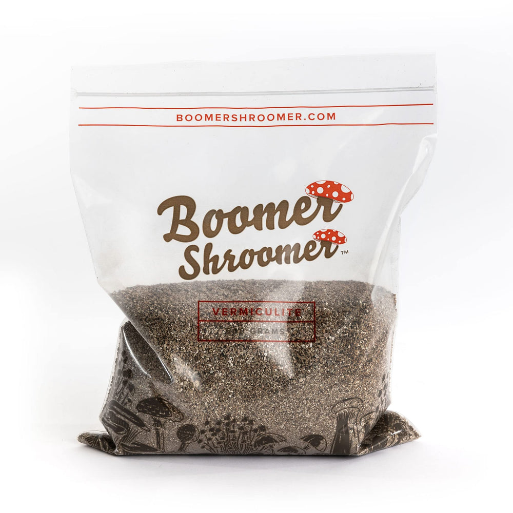 Boomer Shroomer hydrated substrate in bucket demonstrating even moisture distribution benefit